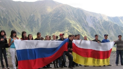 Вслед за Крымом. Южная Осетия проведет референдум о вхождении в состав России в 2017 году