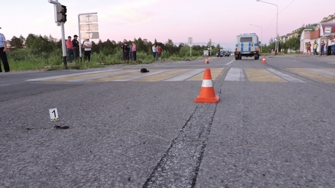 В Югре полицейский автомобиль сбил велосипедиста. Кто виноват? ФОТО/ВИДЕО