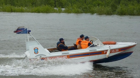 "Папа утонул". На реке под Сургутом в лодке нашли 5-летнего мальчика, который сообщил, что его отец пропал