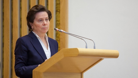 Губернатор Югры Наталья Комарова обратилась к окружным депутатам на итоговом заседании Думы V созыва