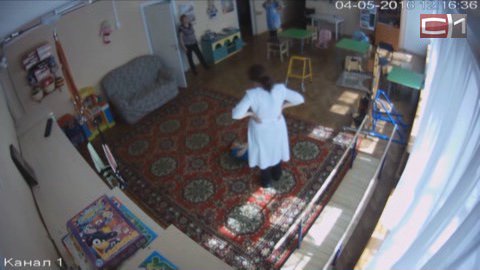 "Добрый волшебник" в Сургуте выплатит 400 тысяч рублей мальчику, которому сотрудники центра сломали руку 