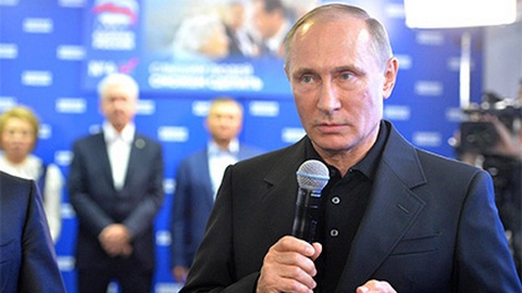 «Нужно поддержать людей». Путин потребовал найти средства на индексацию пенсий в 2017 году