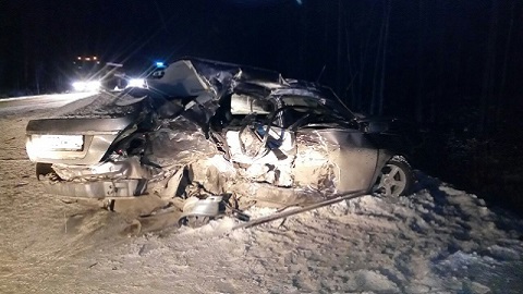 Страшное ДТП в 40 км от Сургута. Четверо погибших в одной машине