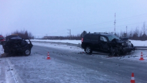 На трассе "Сургут-Нижневартовск" в ДТП погиб один из водителей, пострадали ребенок и двое взрослых. ФОТО