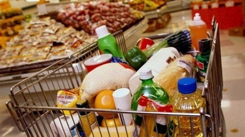 Минимальный набор продуктов питания в России подорожал на 1% и теперь стоит 3 тысячи 726 рублей