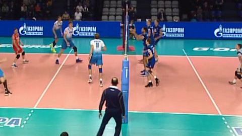 Не готовы к "взрослому" волейболу? "Газпром-Югра" снова проиграл и теперь в шаге от вылета с чемпионата России