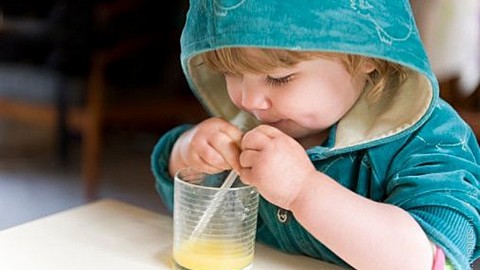 Насколько полезны соки для детей?