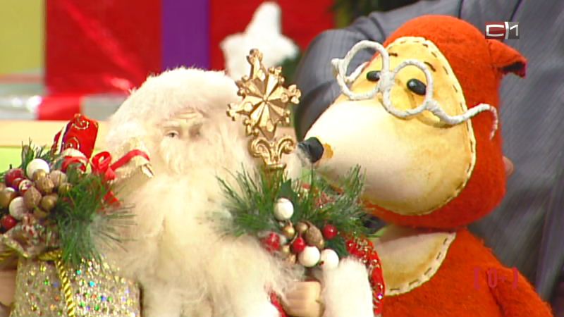 Новогодние утренники в театре актера и куклы «Петрушка»: что приготовил Дед Мороз для маленьких сургутян?